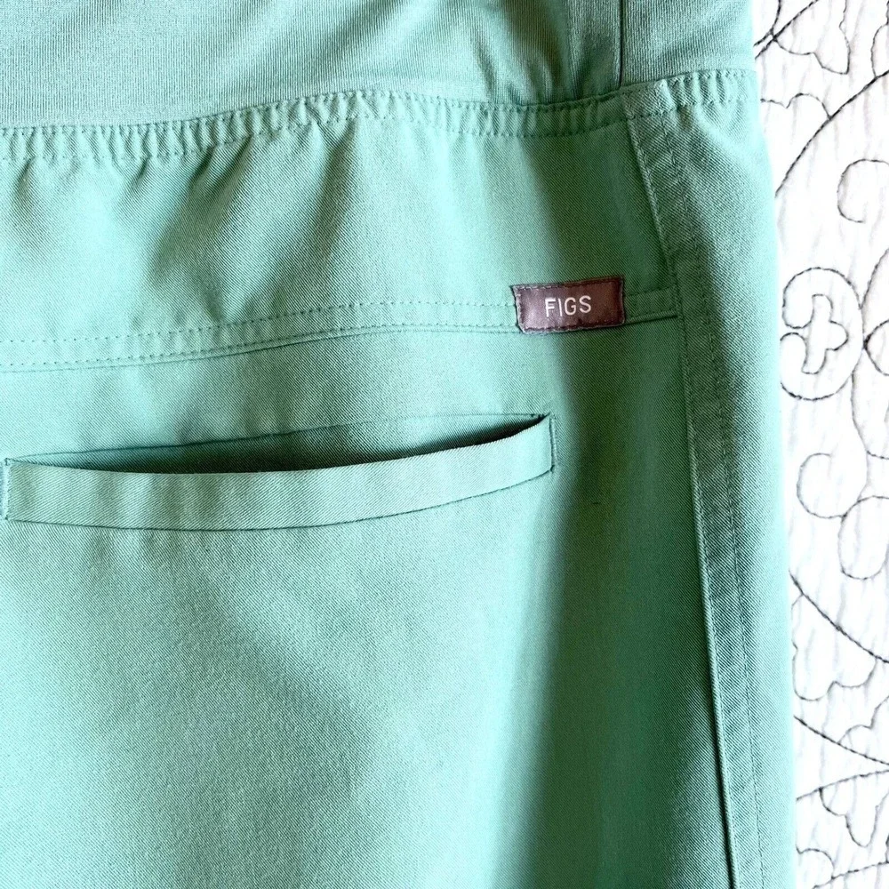 Figs‎ Axim Cargo Technical Collection Scrubs Bottoms Men's  XL